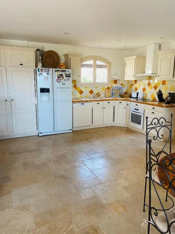 Cuisine - Villa et chambre d'hôtes vue mer Le Lavandou