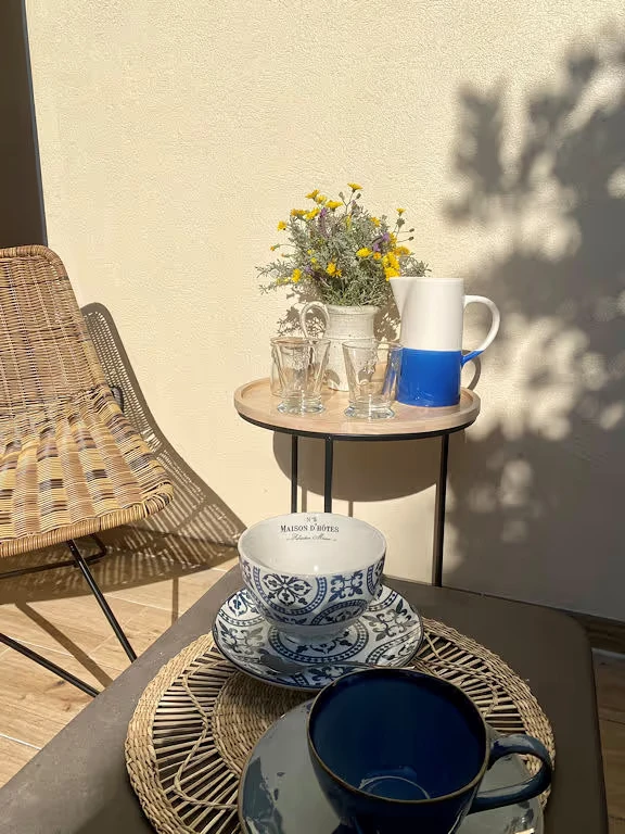 Petit déjeuner suite - Villa et chambre d'hôtes vue mer Le Lavandou